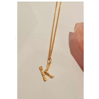 CAROME カロミー イニシャルネックレス「K」(ネックレス)