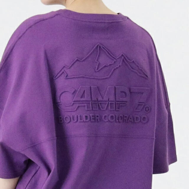 CAMP7 エンボスロゴTシャツ Mサイズ　正規品　新品タグ付　ビックシルエット レディースのトップス(Tシャツ(半袖/袖なし))の商品写真