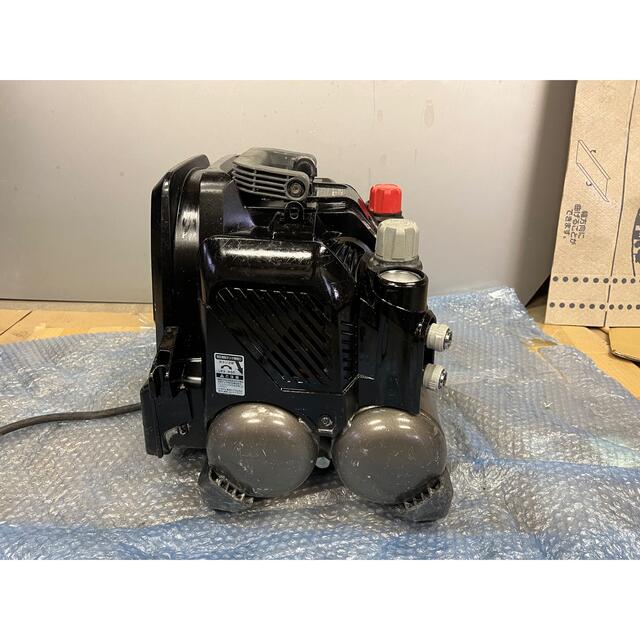 良品 日立 高圧常圧エアーコンプレッサーEC1245H2軽搬型