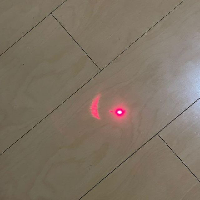 【2個セット】LEDポインター　猫　おもちゃ　猫じゃらし　赤い光 その他のペット用品(猫)の商品写真