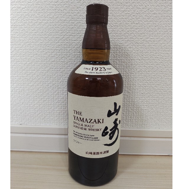 山崎　ウイスキー　700ml