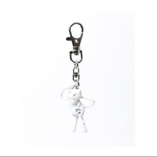 ポケモン(ポケモン)の最終値下げDaniel Arsham×Pokemon Mew KEY CHAIN(キーホルダー)