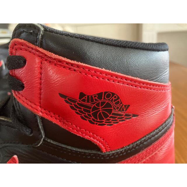 NIKE(ナイキ)のNike Air Jordan 1 High "Bred" 94年復刻 メンズの靴/シューズ(スニーカー)の商品写真