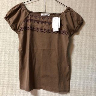 パフスリーブ　Tシャツ(Tシャツ(半袖/袖なし))