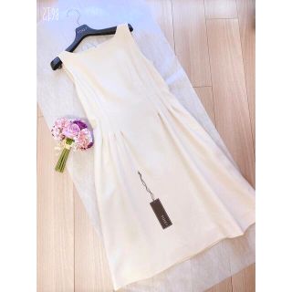 フォクシー(FOXEY)の最終お値下げです(^^)2020年Dress Magnolia  38 ホワイト(ひざ丈ワンピース)