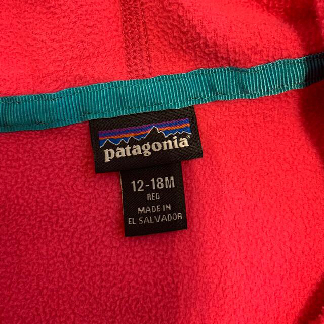 patagonia(パタゴニア)のパタゴニア　patagonia  フリース キッズ/ベビー/マタニティのベビー服(~85cm)(ジャケット/コート)の商品写真