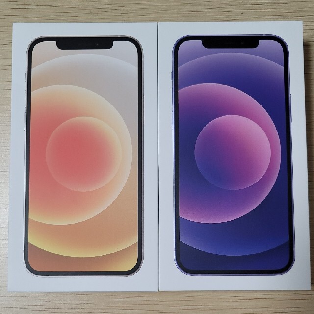 iPhone12 64GB シムフリー 2台セットホワイト/パープルスマートフォン iPhone12 64GB シムフリー 2台セットホワイト/パープルスマートフォン