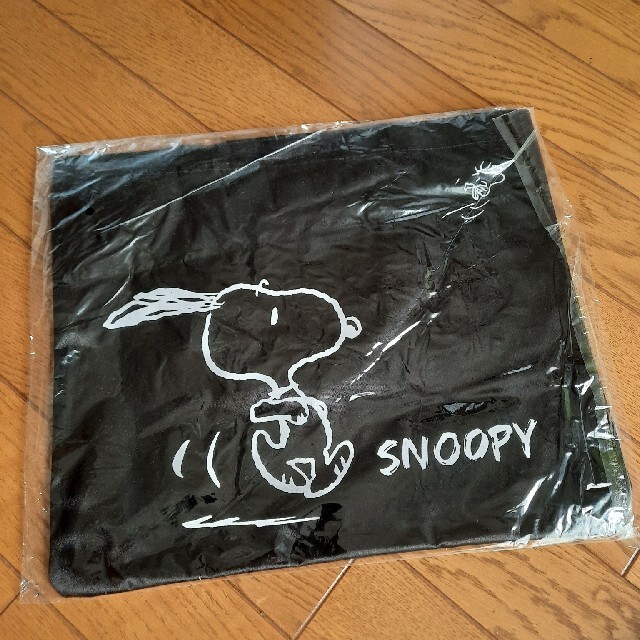 SNOOPY(スヌーピー)のスヌーピー 非売品 両面デザイン トートバッグ メンズのバッグ(トートバッグ)の商品写真