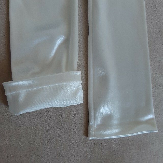 ウェディンググローブ　ロング(約50cm)　ホワイト レディースのフォーマル/ドレス(ウェディングドレス)の商品写真