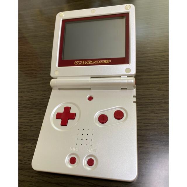 ゲームボーイアドバンスSP ファミコンカラー