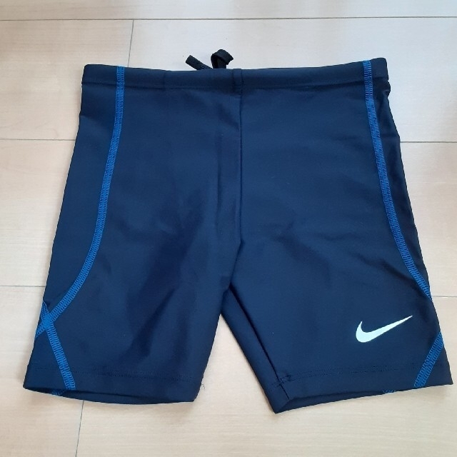 NIKE(ナイキ)のスクール水着新品未使用 キッズ/ベビー/マタニティのキッズ服男の子用(90cm~)(水着)の商品写真