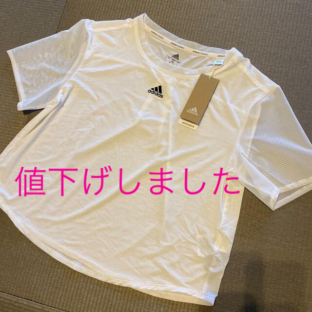 adidas(アディダス)の白Tシャツ　adidas サイズ　Ｌ レディースのトップス(Tシャツ(半袖/袖なし))の商品写真