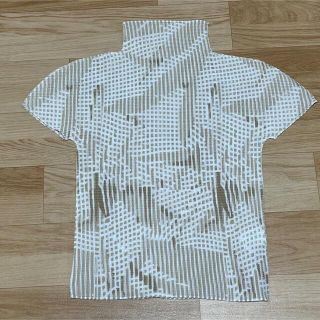 プリーツプリーズイッセイミヤケ(PLEATS PLEASE ISSEY MIYAKE)の★美品★プリーツプリーズ PLEATSPLEASE 半袖ハイネック トップス(カットソー(半袖/袖なし))