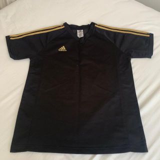 アディダス(adidas)のadidas Ｖネック　M(Tシャツ/カットソー(半袖/袖なし))