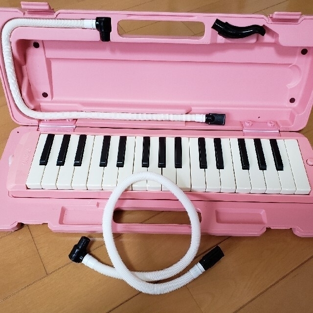 ヤマハ(ヤマハ)のピアニカ　YAMAHAピンク 楽器の楽器 その他(ハーモニカ/ブルースハープ)の商品写真