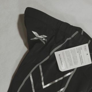 ツータイムズユー(2XU)の2XU  メンズ ショートパンツ L　２枚セット　プリント移り(トレーニング用品)