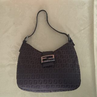 フェンディ(FENDI)のFENDI フェンディ ズッカ  マンマ ショルダーバッグ 美品(ショルダーバッグ)