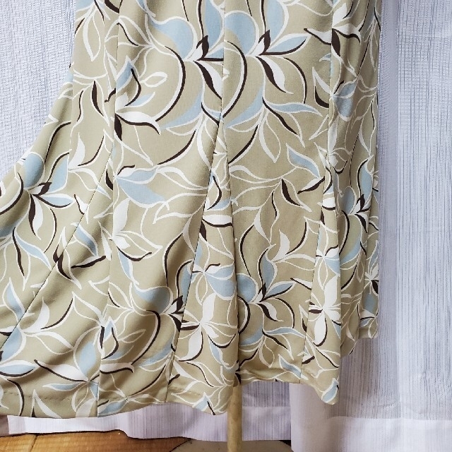 pinotnoir フレアスカート　マーメイド　ピノノワール　ミセス レディースのスカート(ロングスカート)の商品写真