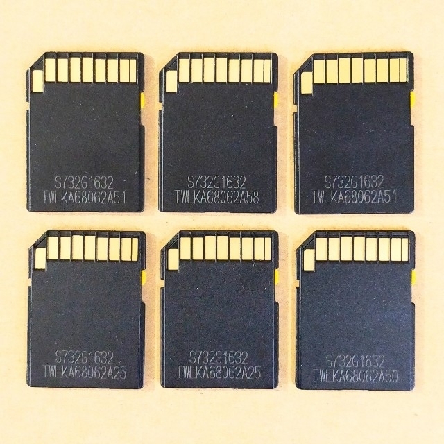 品　SDカード 32GB Class10 6枚