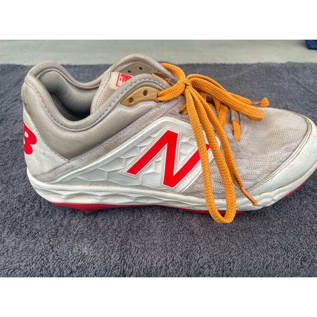 New Balance(ニューバランス)の中古品ニューバランスnew balanceスパイク26.5センチ スポーツ/アウトドアの野球(シューズ)の商品写真