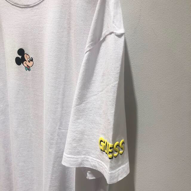 GUESS数量限定 ミッキーTシャツ Disney公認 白 新品未使用です! GUESS - 数量限定 ミッキーTシャツ Disney公認 Mサイズ 白 新品
