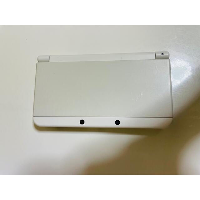 ニンテンドー3DS(ニンテンドー3DS)のNew 3DS ホワイト エンタメ/ホビーのゲームソフト/ゲーム機本体(携帯用ゲーム機本体)の商品写真