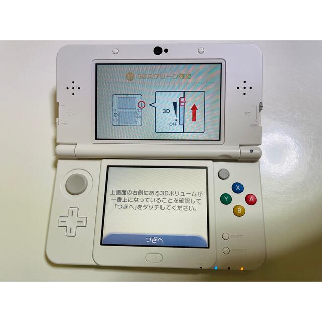 ニンテンドー3DS(ニンテンドー3DS)のNew 3DS ホワイト エンタメ/ホビーのゲームソフト/ゲーム機本体(携帯用ゲーム機本体)の商品写真