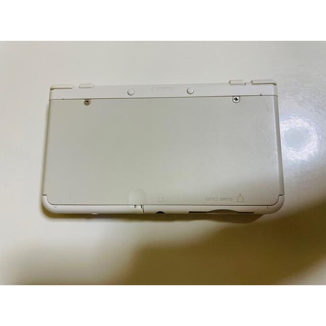 ニンテンドー3DS(ニンテンドー3DS)のNew 3DS ホワイト エンタメ/ホビーのゲームソフト/ゲーム機本体(携帯用ゲーム機本体)の商品写真