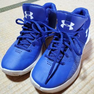 アンダーアーマー(UNDER ARMOUR)のmoumou17様専用　アンダーアーマー　スニーカー(スニーカー)