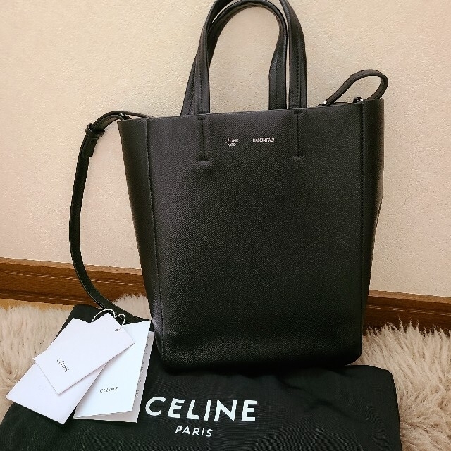 本日のみ価格 CELINE スモールカバ ショルダーバッグ