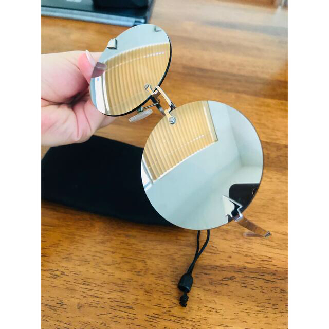 KAREN WALKER(カレンウォーカー)のKaren Walker sliver sunglasses  レディースのファッション小物(サングラス/メガネ)の商品写真