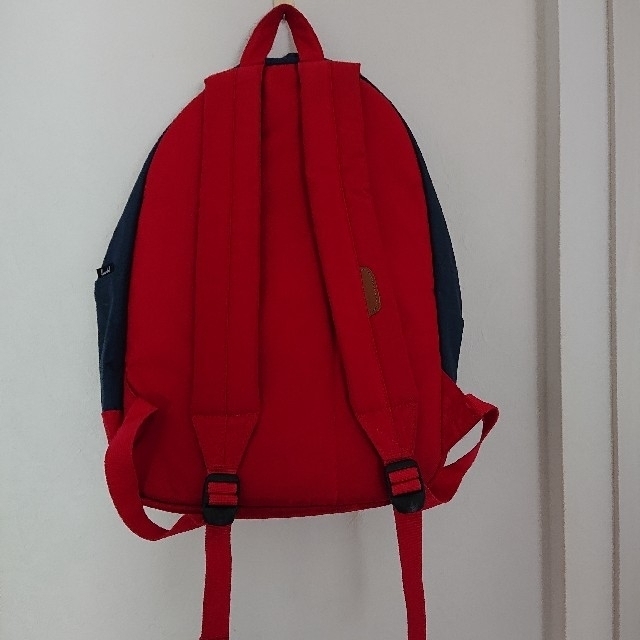 HERSCHEL(ハーシェル)のTHE Herschelハーシェル リュックサック バックパック紺×赤 大容量 レディースのバッグ(リュック/バックパック)の商品写真