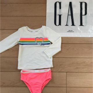 ベビーギャップ(babyGAP)の新品★ 80cm gap 水着　ラッシュガード　白色(水着)