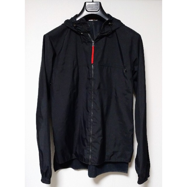 PRADA(プラダ)のプラダ ナイロンブルゾン 黒 L メンズのジャケット/アウター(ブルゾン)の商品写真