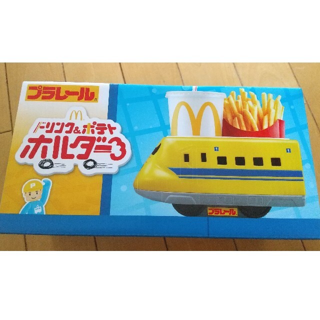 マクドナルド(マクドナルド)のドクターイエロー ドリンクホルダー カー用品 キッズ/ベビー/マタニティのおもちゃ(電車のおもちゃ/車)の商品写真