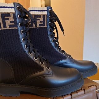 FENDI ブーツ　37 24cm ネイビー　フェンディ　ソックスブーツ