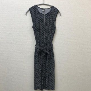 エイチアンドエム(H&M)のH&M  ワンピース　X S(ひざ丈ワンピース)