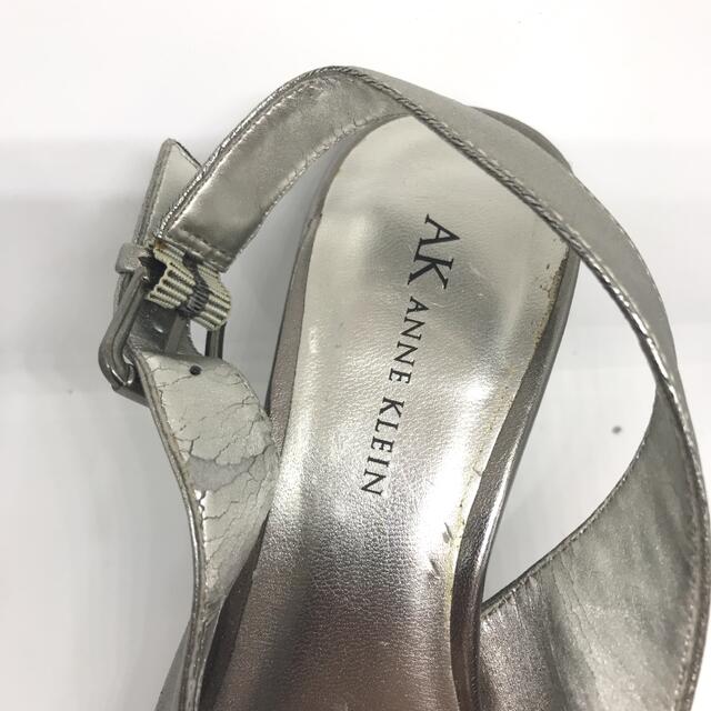 ANNE KLEIN(アンクライン)のAK Anne Klein アンクライン パンプス サンダル シルバー 22.5 レディースの靴/シューズ(ハイヒール/パンプス)の商品写真