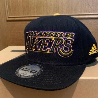 アディダス(adidas)のadidas レイカーズ Lakers キャップ(キャップ)