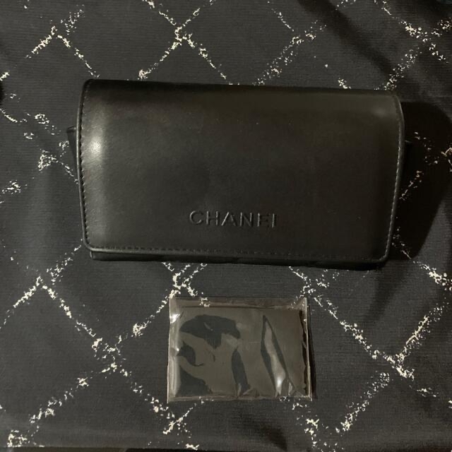 ご専用 CHANEL メガネケース クロスセット | gellonautos.cl