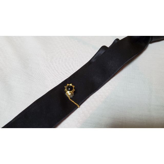 GIVENCHY(ジバンシィ)の正規 ジバンシィ クラシック カボションストーン黒フラワー タイタニックタイピン メンズのファッション小物(ネクタイピン)の商品写真