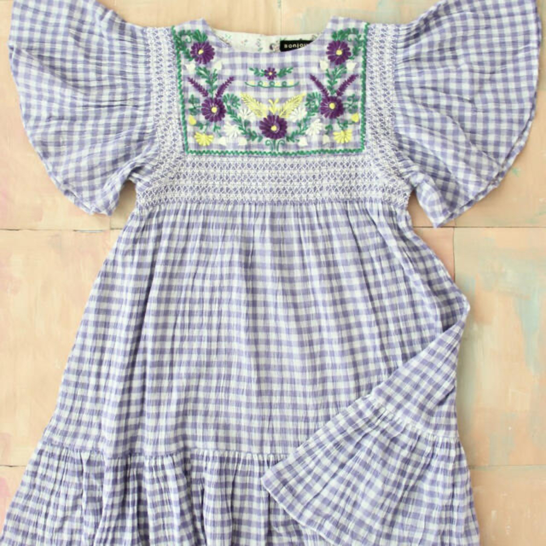 BONJOR ⭐︎ 刺繍ワンピース　8y キッズ/ベビー/マタニティのキッズ服女の子用(90cm~)(ワンピース)の商品写真