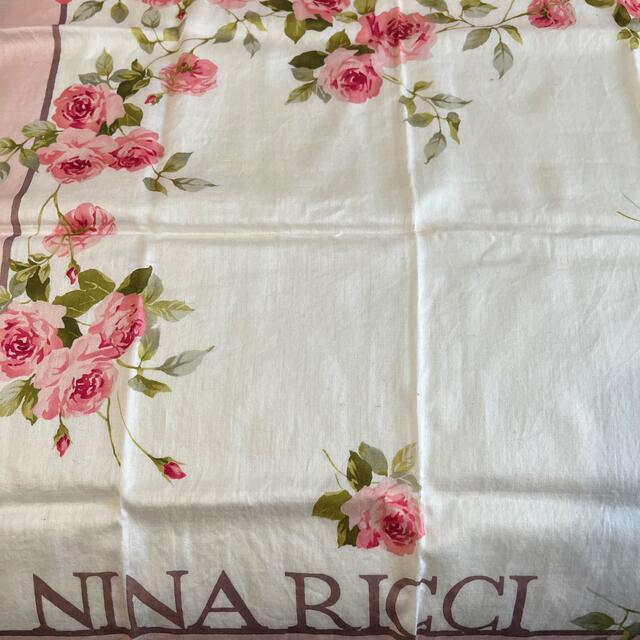 NINA RICCI(ニナリッチ)の美品♡ニナリッチ♡大判ハンカチ レディースのファッション小物(ハンカチ)の商品写真