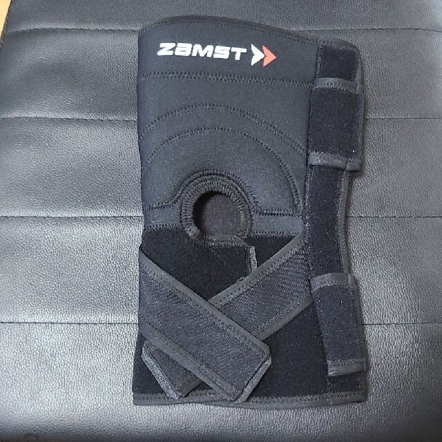 ZAMST(ザムスト)のザムスト ZK-7(ヒザ用サポーター 左右兼用) スポーツ/アウトドアのトレーニング/エクササイズ(トレーニング用品)の商品写真