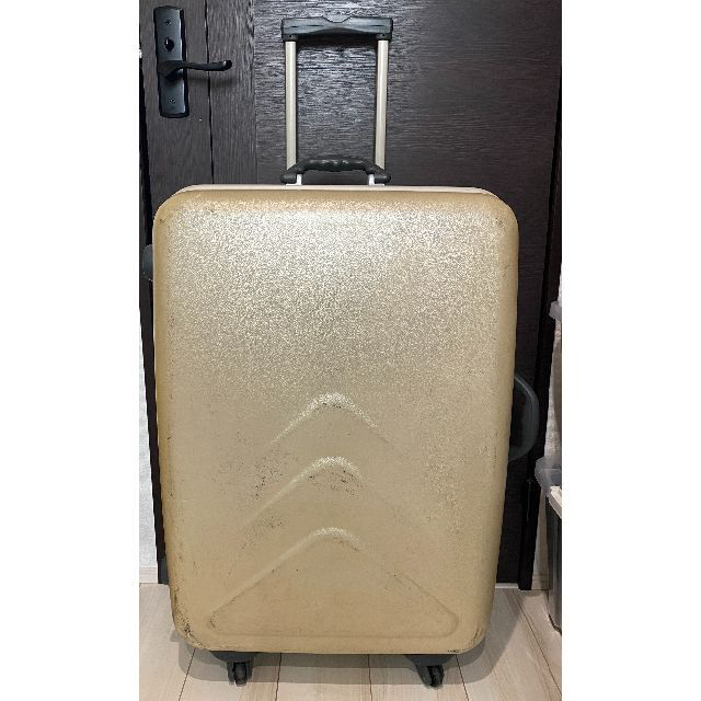 大型スーツケース_鍵付き