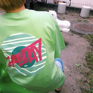 ホリデイ(holiday)のHOLYDAY SUPER FINE T-SHIRT(CIRCLE LOGO)(Tシャツ(半袖/袖なし))