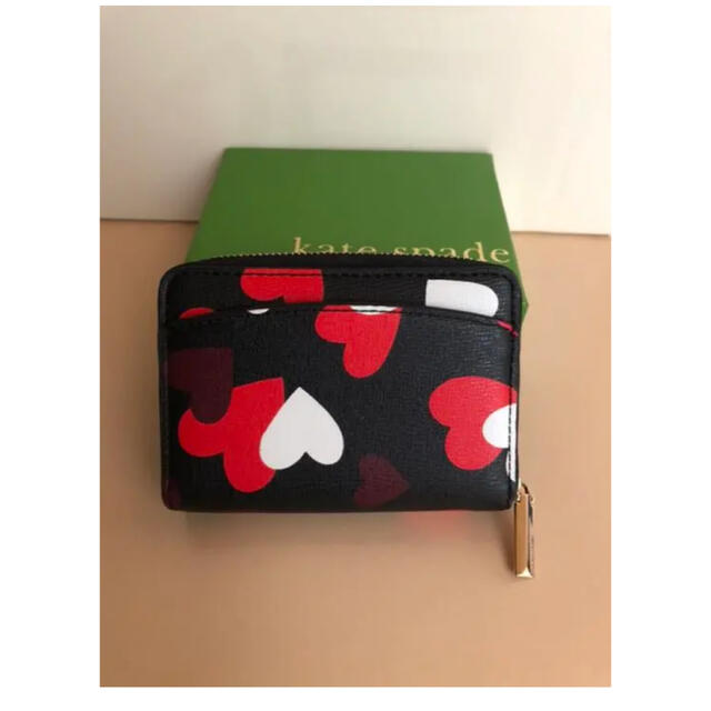 kate spade ハート柄カードケース