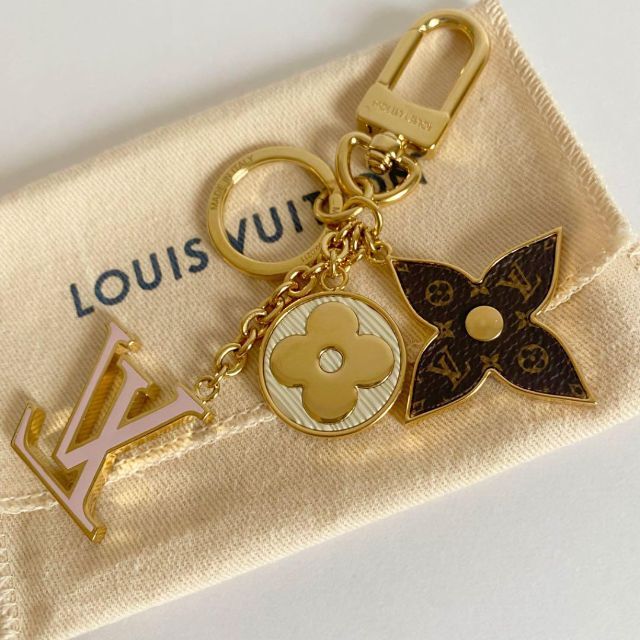 ルイヴィトン チャーム ポルトクレ スプリング ストリート