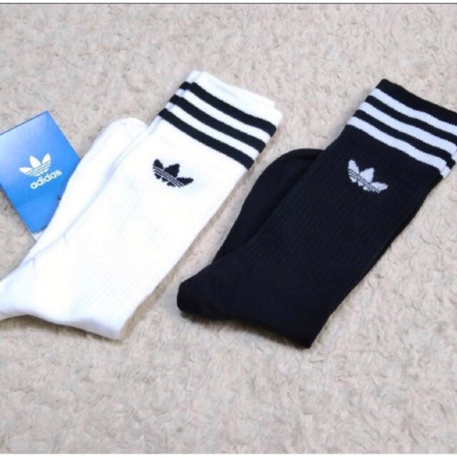 adidas(アディダス)のadidas originals 靴下　白×黒　2足組 レディースのレッグウェア(ソックス)の商品写真