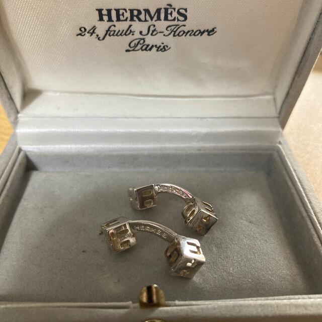 Hermes(エルメス)のエルメス　ロゴキューブ　カフスボタン　メンズ メンズのアクセサリー(その他)の商品写真